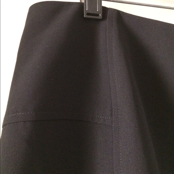 I.N.C. Short Black Fitted Skirt (8P) NWOT - Picture 6 of 6